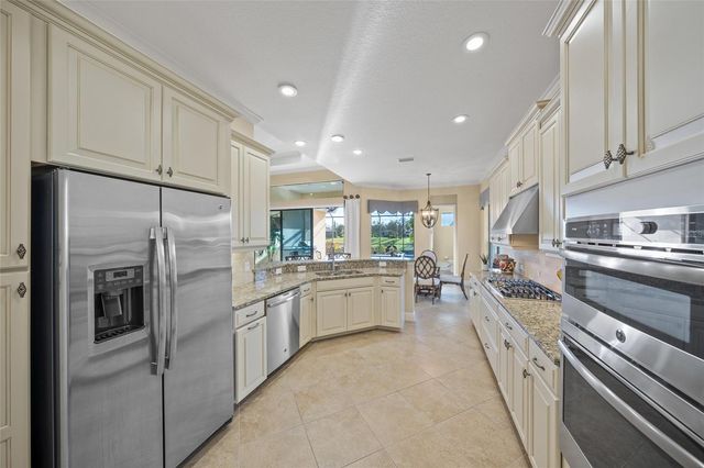 7108 CALLANDER COVE, Lakewood Ranch, FL 34202