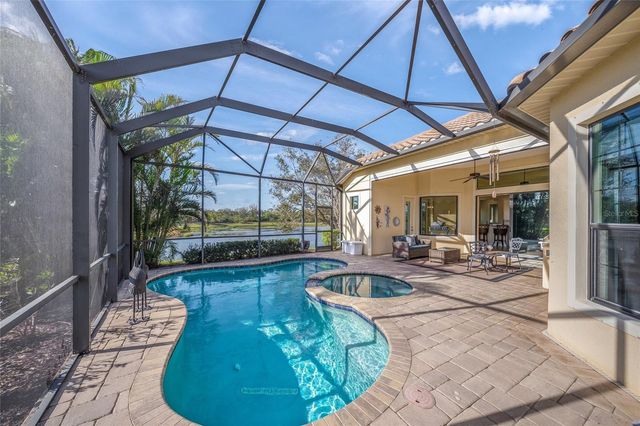 7108 CALLANDER COVE, Lakewood Ranch, FL 34202