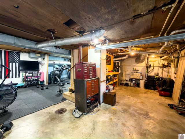 1717 N Friendship Road, Paducah, KY 42001