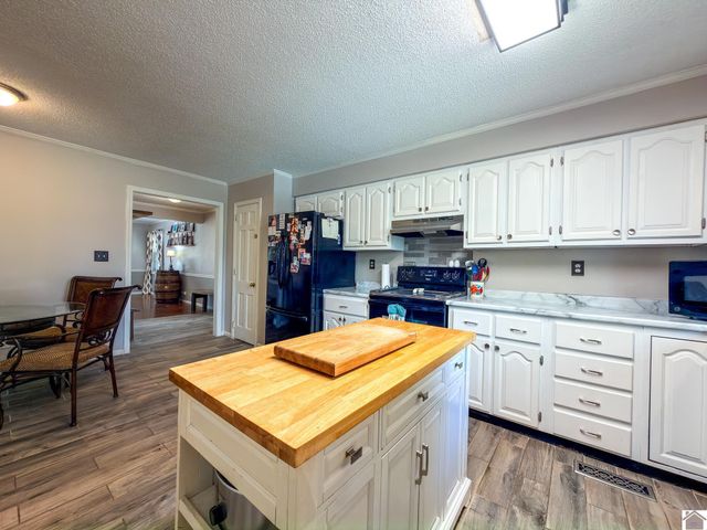 1717 N Friendship Road, Paducah, KY 42001