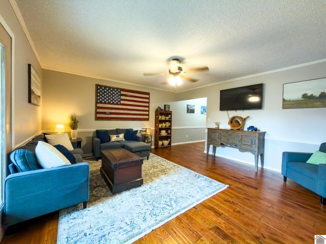 1717 N Friendship Road, Paducah, KY 42001