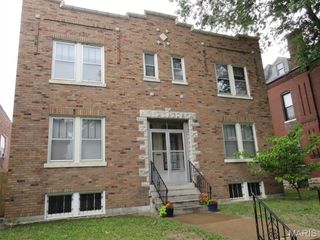 3438 shenandoah Avenue, St Louis, MO 63117