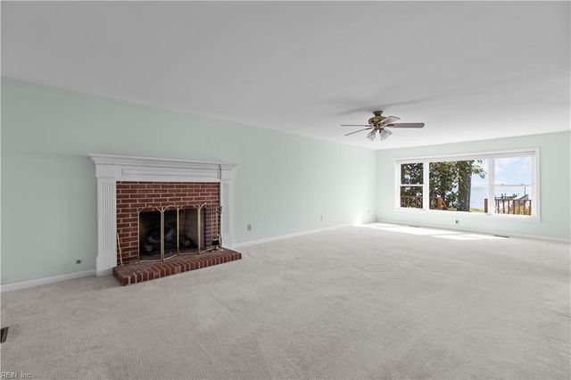 118 Rigby LN, Diggs, VA 23045