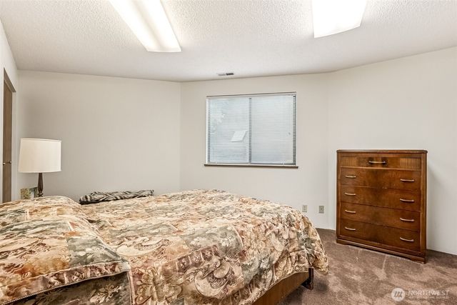 674 Mt Olympus Avenue SE, Ocean Shores, WA 98569