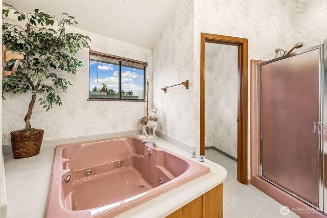 674 Mt Olympus Avenue SE, Ocean Shores, WA 98569