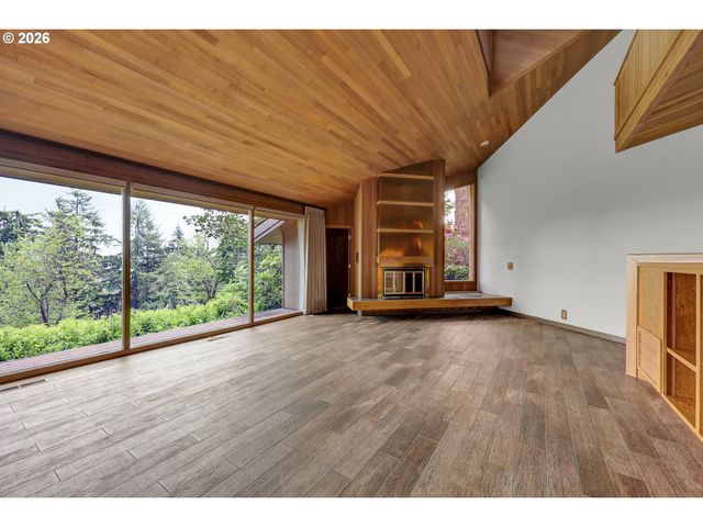 85368 RIDGETOP Dr, Eugene, OR 97405