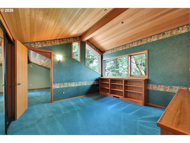 85368 RIDGETOP Dr, Eugene, OR 97405