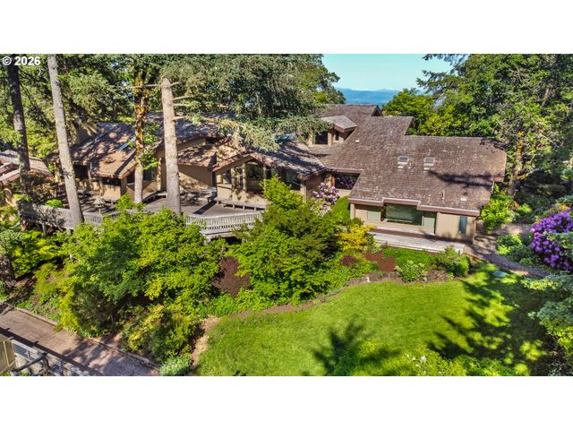 85368 RIDGETOP Dr, Eugene, OR 97405