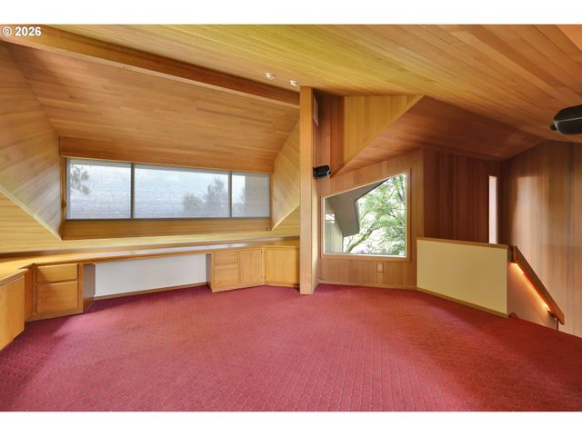 85368 RIDGETOP Dr, Eugene, OR 97405