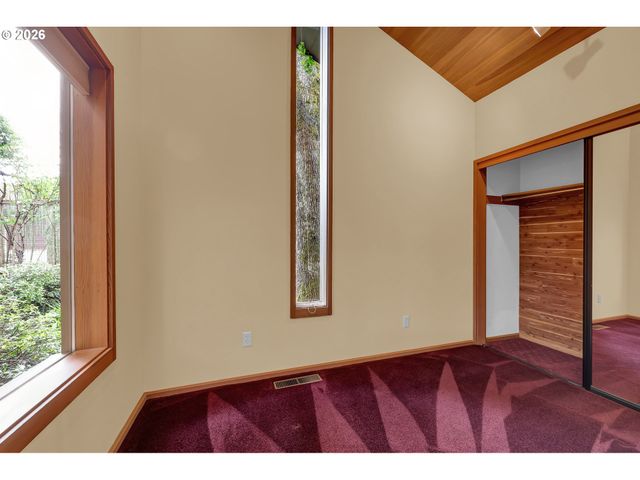 85368 RIDGETOP Dr, Eugene, OR 97405