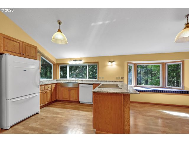 85368 RIDGETOP Dr, Eugene, OR 97405