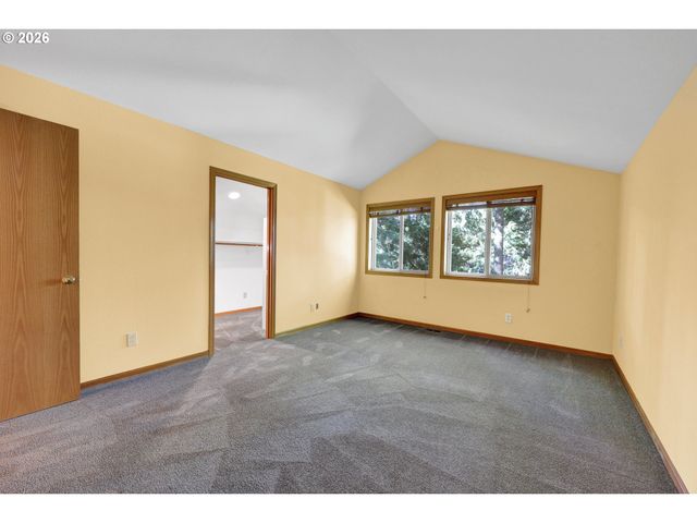 85368 RIDGETOP Dr, Eugene, OR 97405