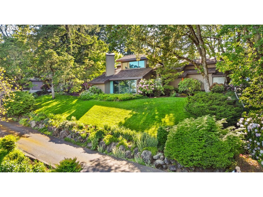 85368 RIDGETOP Dr, Eugene, OR 97405