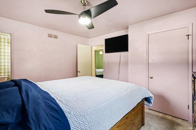 57161 Clona Court, South Bend, IN 46619
