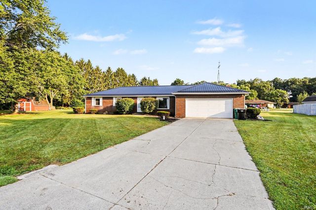 57161 Clona Court, South Bend, IN 46619
