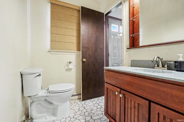 57161 Clona Court, South Bend, IN 46619
