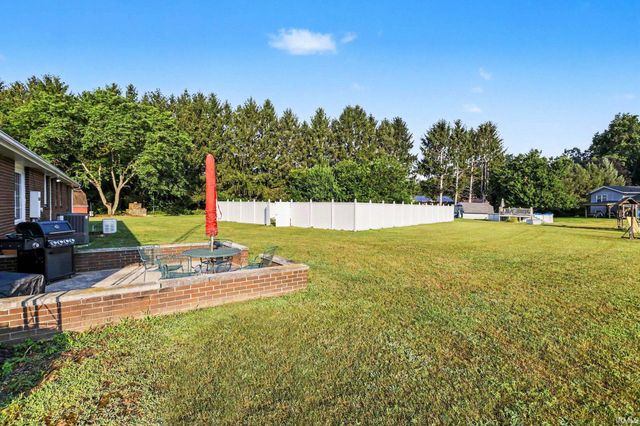 57161 Clona Court, South Bend, IN 46619