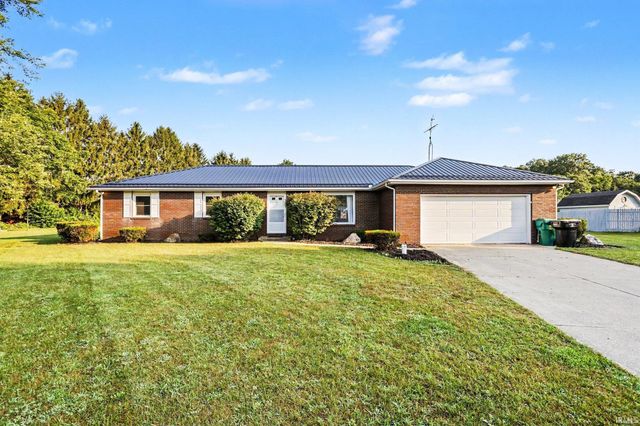 57161 Clona Court, South Bend, IN 46619