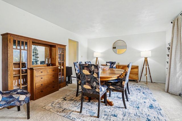 57161 Clona Court, South Bend, IN 46619