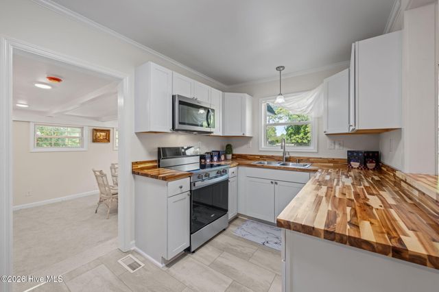 302 Fleetwood Street, Havelock, NC 28532