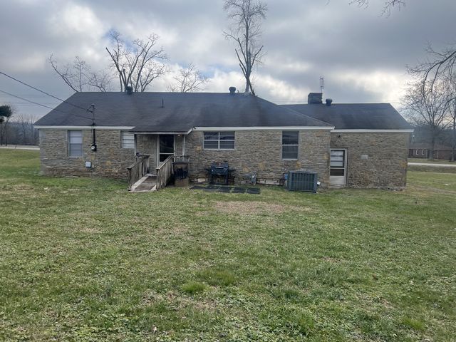 610 Majors Blvd, Lynchburg, TN 37352