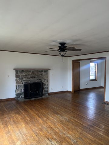 610 Majors Blvd, Lynchburg, TN 37352