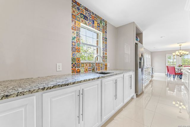 800 Hop Tree, San Antonio, TX 78260