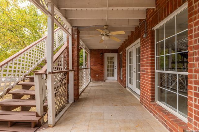 800 Hop Tree, San Antonio, TX 78260