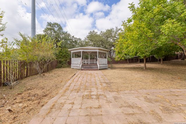 800 Hop Tree, San Antonio, TX 78260