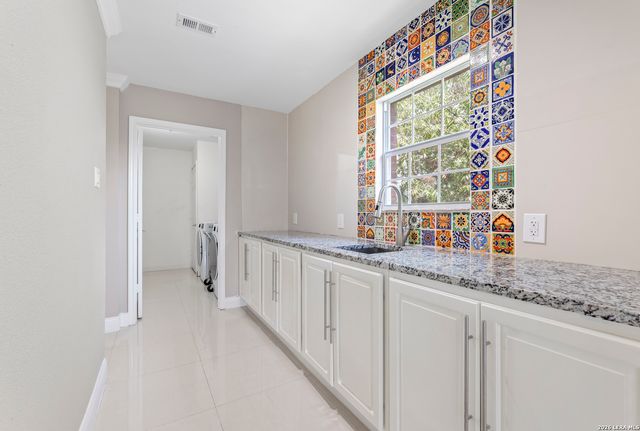 800 Hop Tree, San Antonio, TX 78260
