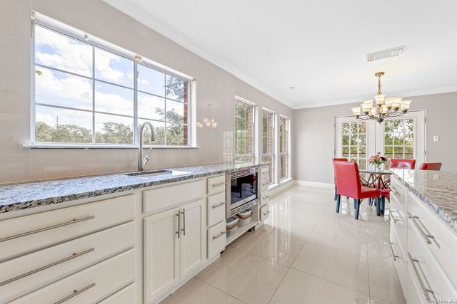 800 Hop Tree, San Antonio, TX 78260