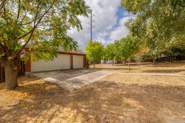 800 Hop Tree, San Antonio, TX 78260