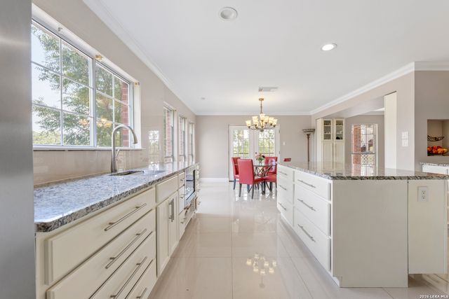 800 Hop Tree, San Antonio, TX 78260