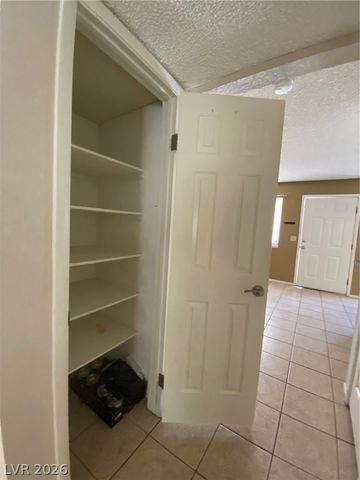 900 Boulder Springs Drive 101, Las Vegas, NV 89128