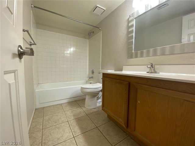 900 Boulder Springs Drive 101, Las Vegas, NV 89128