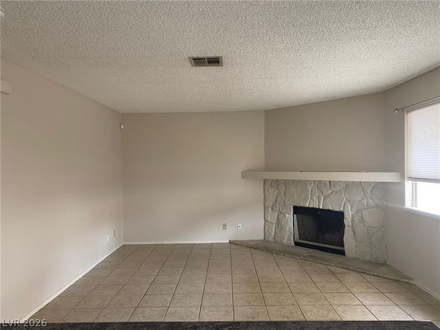 900 Boulder Springs Drive 101, Las Vegas, NV 89128