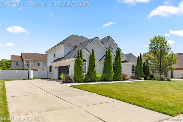 25803 Brookview Boulevard, Brownstown Charter Township, MI 48134