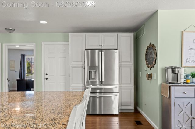 25803 Brookview Boulevard, Brownstown Charter Township, MI 48134