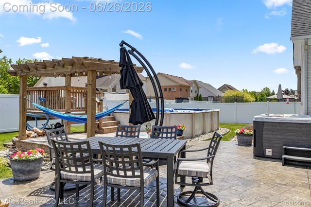 25803 Brookview Boulevard, Brownstown Charter Township, MI 48134