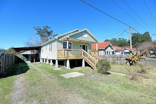 2122 Highway 182 Highway, Raceland, LA 70394