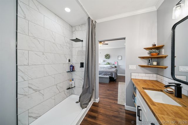 1327 W Davis, Nowata, OK 74048