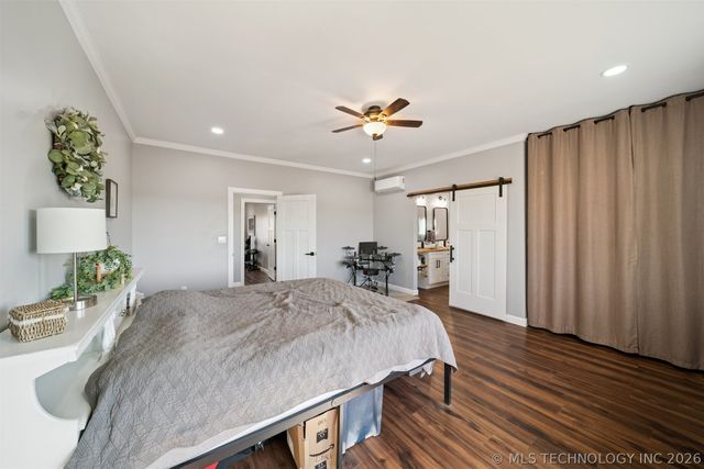 1327 W Davis, Nowata, OK 74048