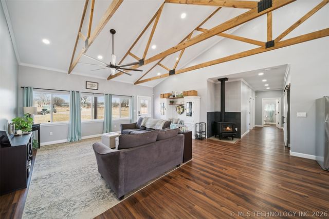 1327 W Davis, Nowata, OK 74048