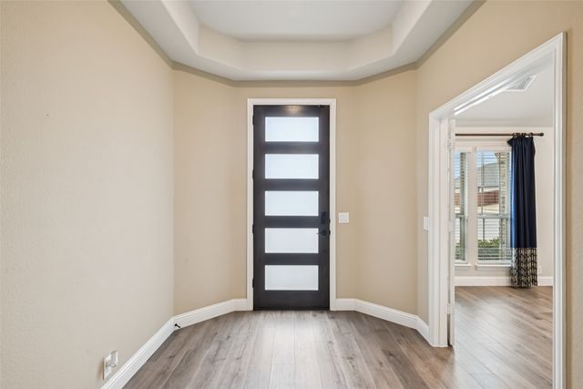 121 Emperor Oak Court, Balch Springs, TX 75181