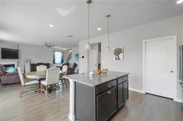 6806 Creekgate Way, Douglasville, GA 30134