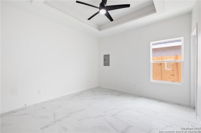 1300 N Abesam Avenue, Edinburg, TX 78541