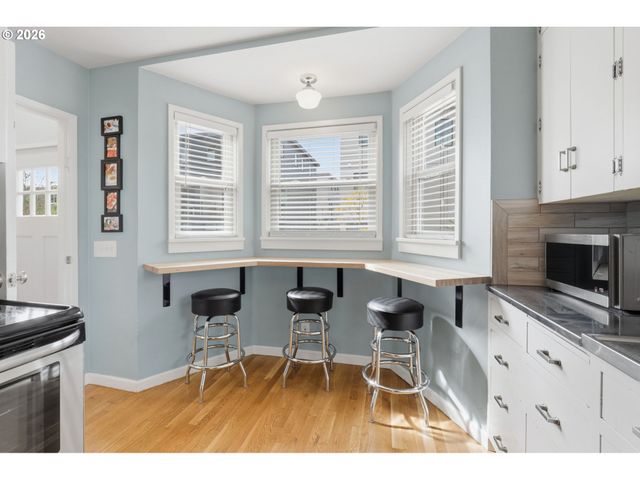 7232 Se STEELE St, Portland, OR 97206