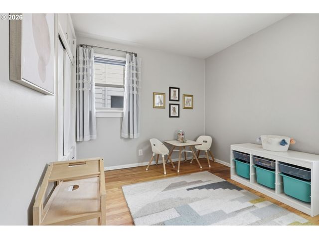 7232 Se STEELE St, Portland, OR 97206