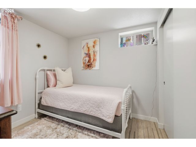 7232 Se STEELE St, Portland, OR 97206