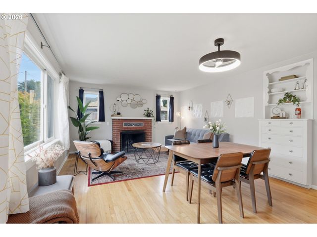 7232 Se STEELE St, Portland, OR 97206